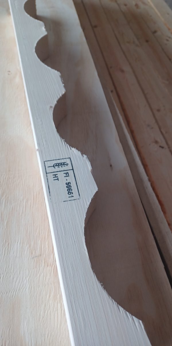 Pakkauksen tuki- ja välipuut. - Image 2